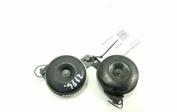 Toyota RAV 4 (XA40) Horn signal