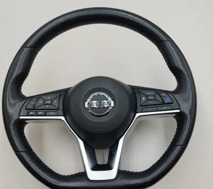 Nissan Leaf II (ZE1) Steering wheel