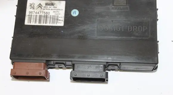 Citroen DS5 Other control units/modules 9674477580