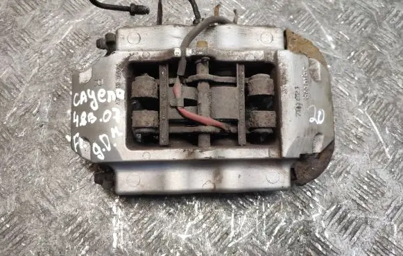 Porsche Cayenne (9PA) Rear brake caliper 207673043