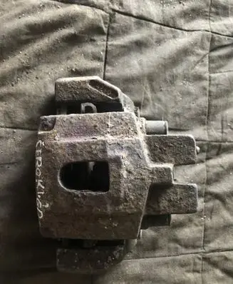 Jeep Grand Cherokee (WJ) Rear brake caliper