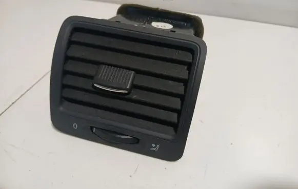 Volkswagen Golf V Dashboard side air vent grill/cover trim 1K0819704