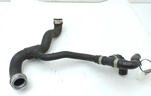 Mercedes-Benz SLK R171 Engine coolant pipe/hose 1715010082
