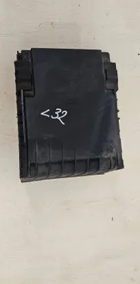 Skoda Octavia Mk2 (1Z) Fuse box cover 1K0937132F