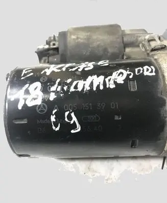 Mercedes-Benz E W211 Starter motor A0051513901