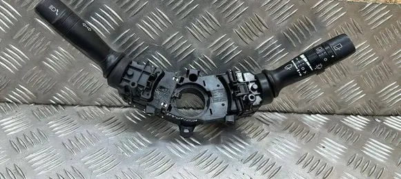 Hyundai i40 Wiper turn signal indicator stalk/switch 3753MA2211
