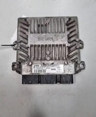 Ford Focus Engine control unit/module 4M5112A650JL