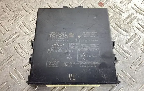 Lexus RX 450H Keyless (KESSY) go control unit/module 8999048450 2325008697