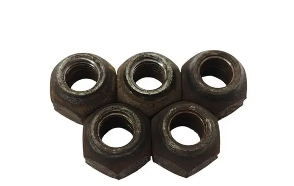 Toyota Verso-S Nuts/bolts 