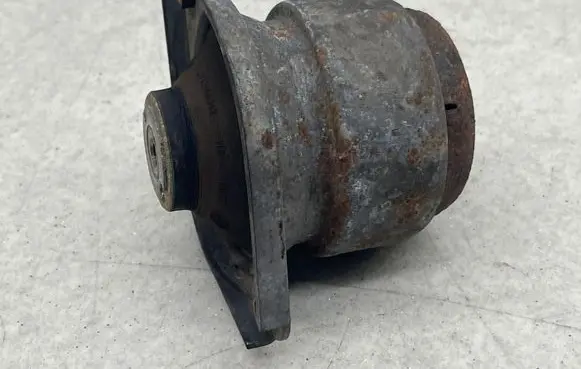 Volkswagen Phaeton Gearbox mount 3D0399151A