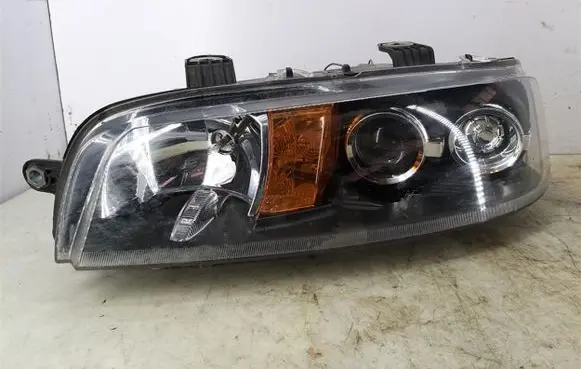 Fiat Punto (188) Headlight/headlamp