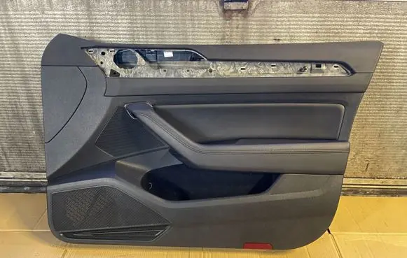 Volkswagen PASSAT B8 Front door card panel trim
