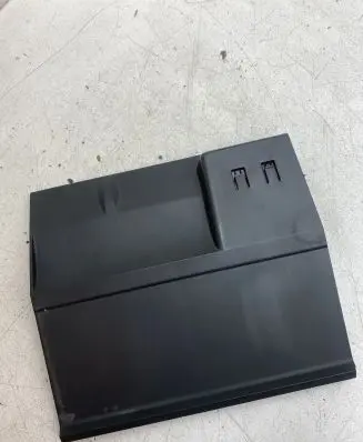 Skoda Octavia Mk3 (5E) USB socket connector 5E1857367B