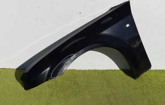 Chrysler 300 - 300C Fender