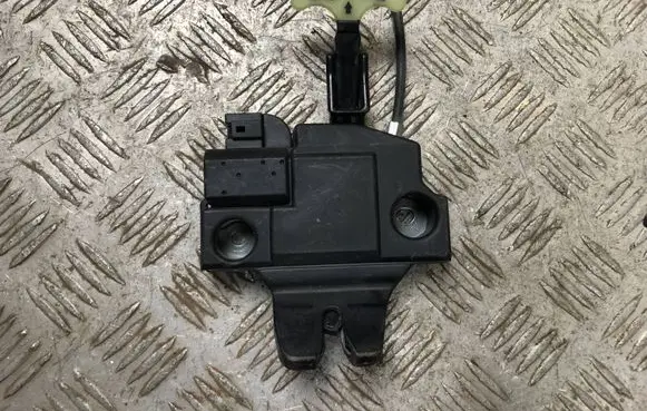 Subaru Legacy Tailgate/trunk/boot lock/catch/latch
