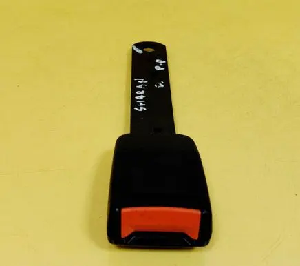 Volkswagen Sharan Front seatbelt buckle 