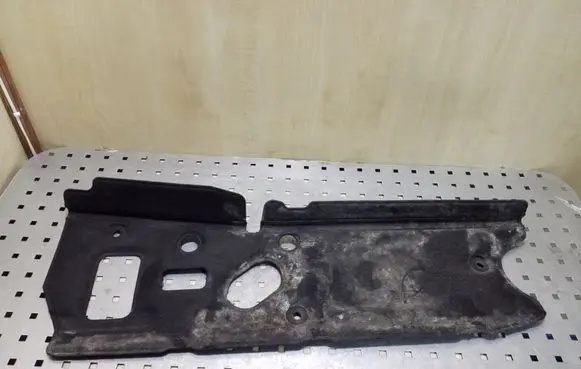 Renault Kadjar Other engine bay part