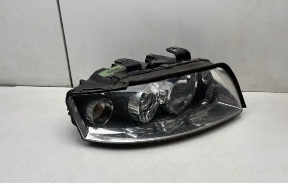 Audi A4 S4 B6 8E 8H Headlight/headlamp 8E0941004G