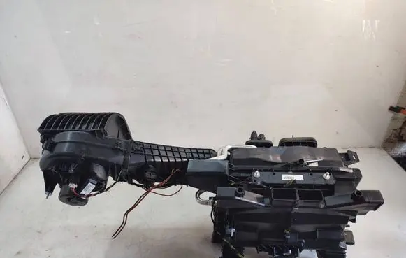 Mercedes-Benz Sprinter W906 Interior heater climate box assembly A9069001700