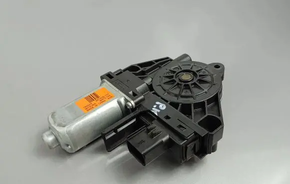 Jeep Cherokee Front door window regulator motor 931400104