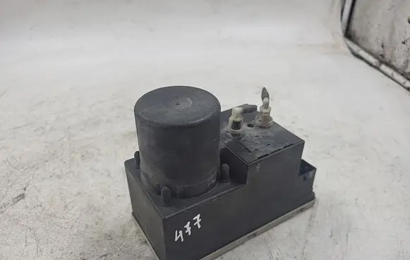 Audi A4 S4 B5 8D Central locking vacuum pump 8L0862257