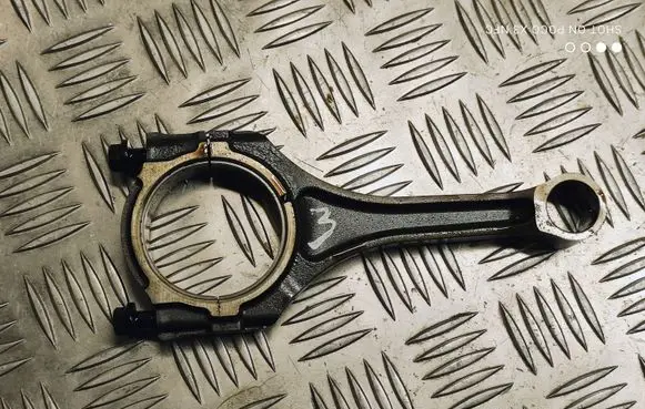 Jeep Cherokee Connecting rod/conrod 05047574AA