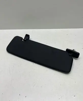 Sun visor