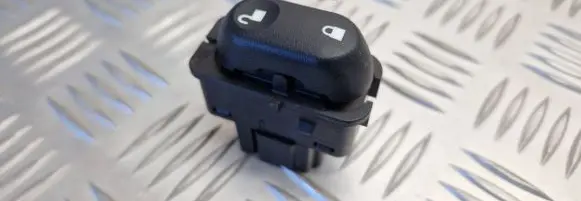 Ford Explorer Central locking switch button YF1T14963BAJADS
