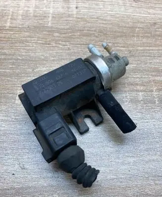 Volkswagen Sharan Turbo solenoid valve 1J0906627A 72290325 WITHPLUG