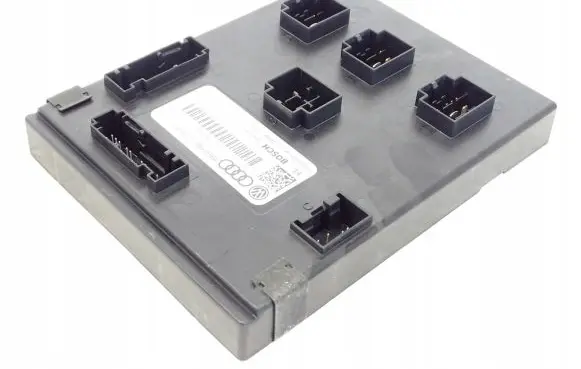 Audi A5 8T 8F Comfort/convenience module