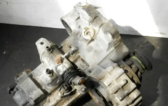 Volkswagen Golf III Manual 4 speed gearbox 