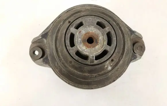 Mercedes-Benz S W140 Engine mount bracket A1292400817 1292400817