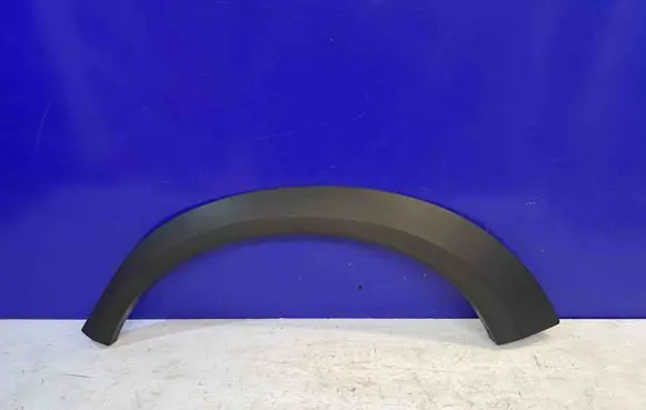 Volvo XC70 Rear arch trim 31283106