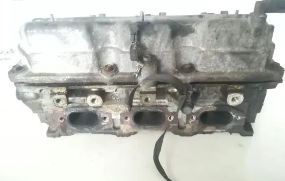 Chrysler Intrepid Engine head 4663894r
