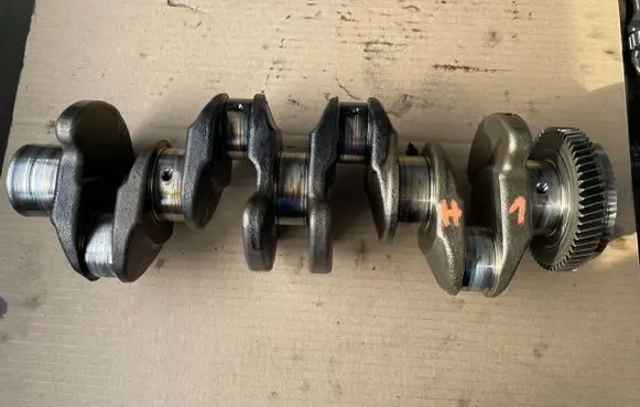 Mercedes-Benz Sprinter W906 Crankshaft 65117