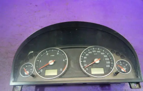 Ford Mondeo Mk III Speedometer (instrument cluster) 3S7T10849JD