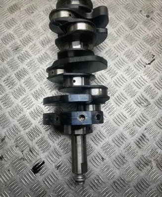 Renault Latitude (L70) Crankshaft H556751 080110 8200939234A