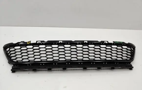 Volkswagen Golf VII Front bumper lower grill 5G0853677AF