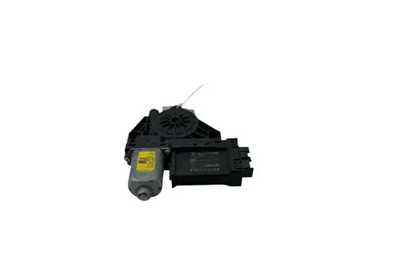 Volvo XC60 Rear door window regulator motor 31674759