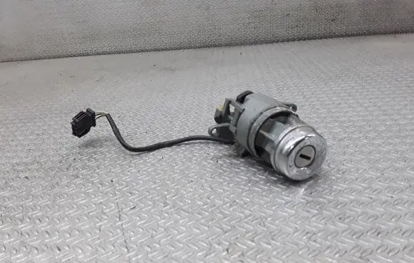 Audi A8 S8 D2 4D Tailgate exterior lock 