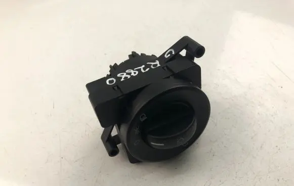 Mercedes-Benz Sprinter W906 Light switch A9065450104