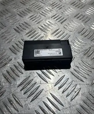 Audi A3 8Y USB socket connector 82A035736A