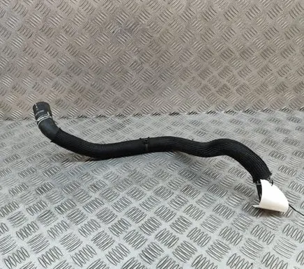 Nissan Qashqai J12 Engine coolant pipe/hose 215306UB5A