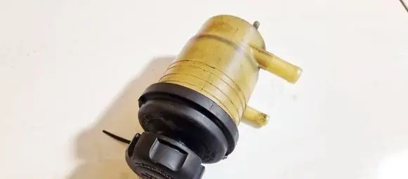 Hyundai Santa Fe Power steering fluid tank/reservoir 