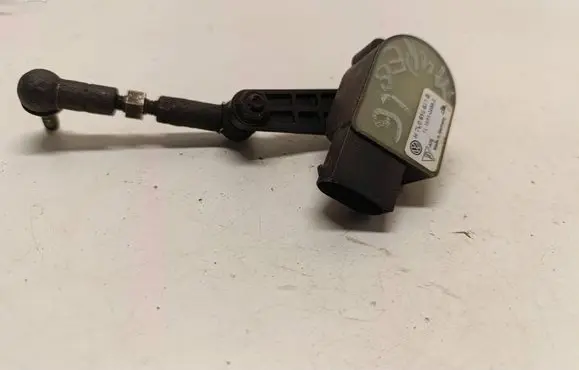 Volkswagen Touareg I Headlight/headlamp level sensor 4E0907503C
