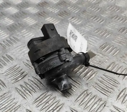 Mercedes-Benz E W213 Electric auxiliary coolant/water pump 0392023000 A2118350028