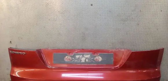 Ford Mondeo MK IV Tailgate trim