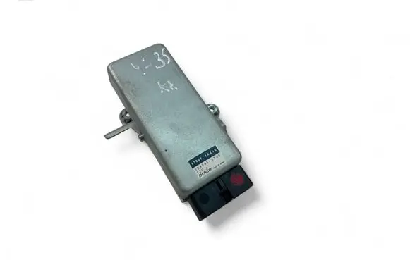 Nissan Juke I F15 Other control units/modules 170011KA1A