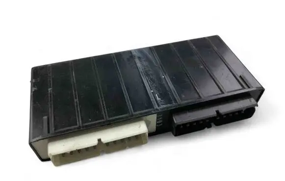 BMW 7 E32 Central body control module 1379741