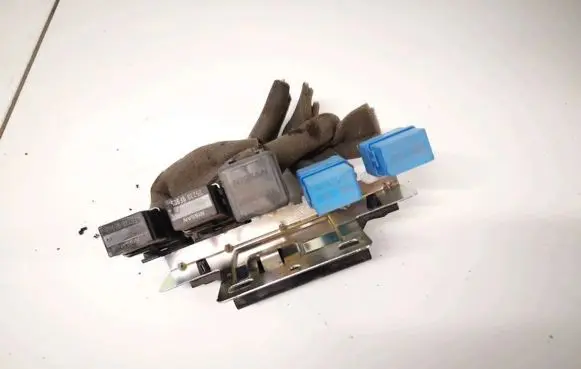 Nissan Qashqai Fuse box set 24330c9900